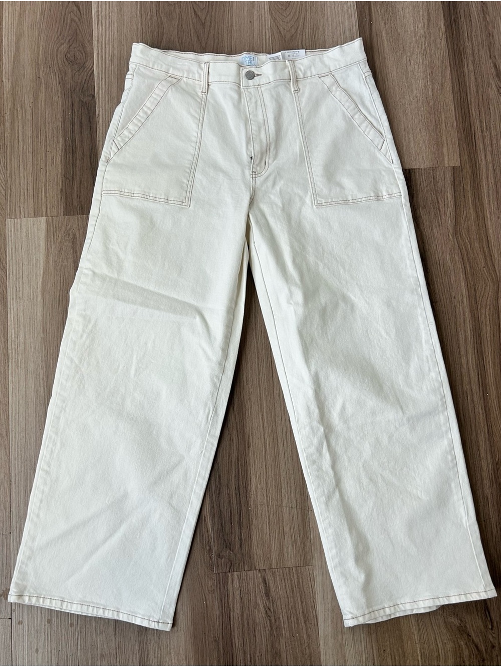 Time and Tru Off-White Wide Leg Jeans